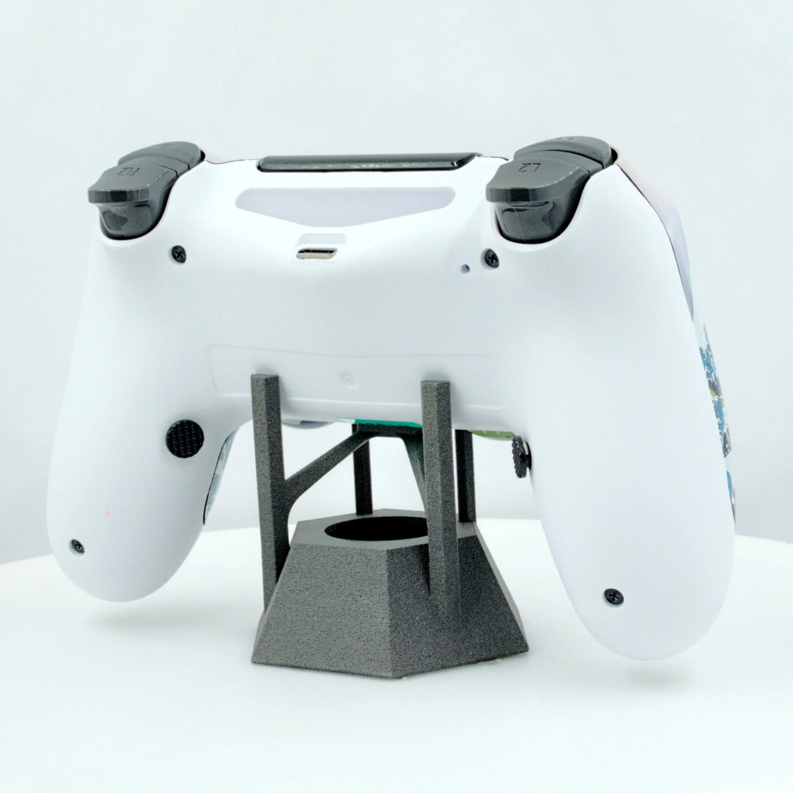 PS4 Refurbished Controller (1931) - Image 2