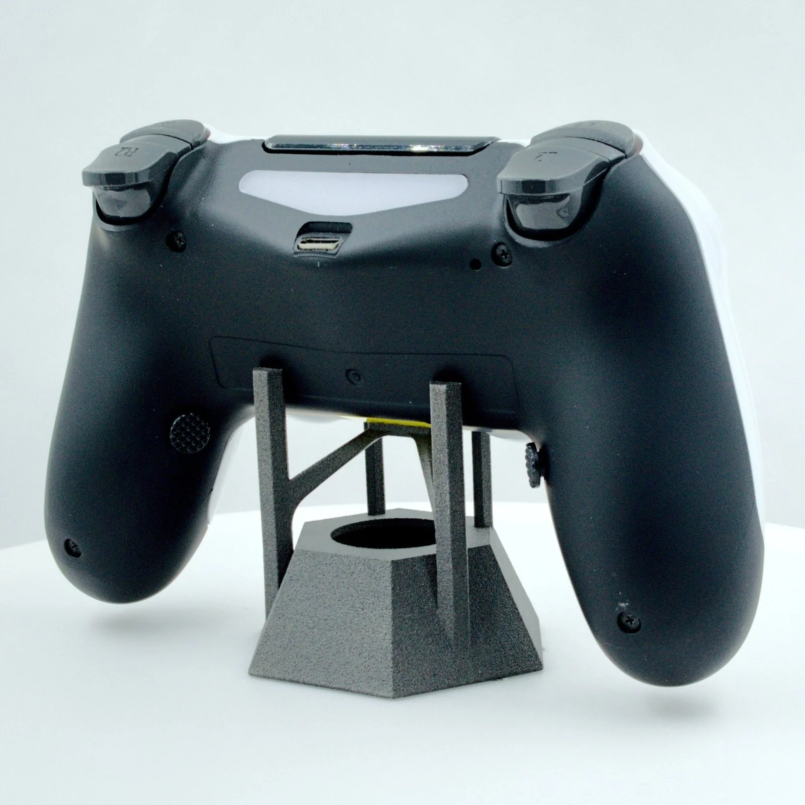PS4 Refurbished Controller (1956) - Image 2