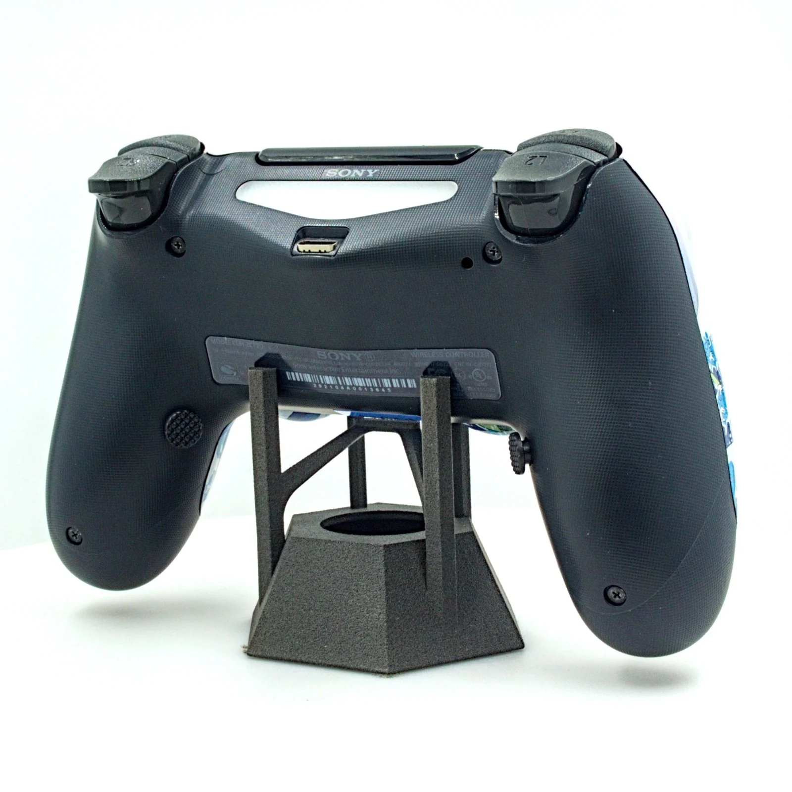 PS4 Refurbished Controller (2048) - Image 2
