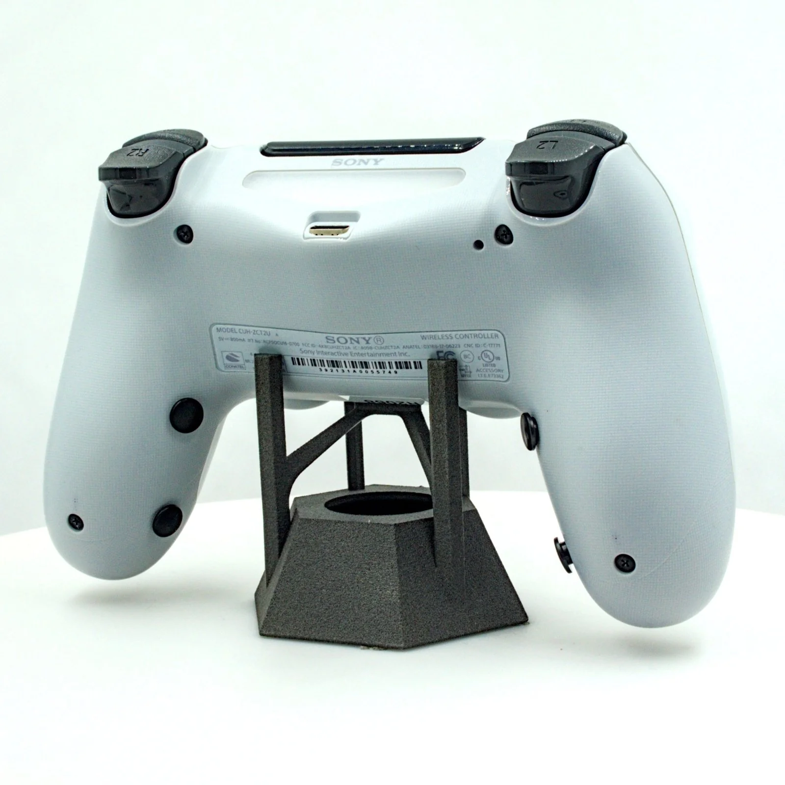 PS4 Refurbished Controller (2068) - Image 2