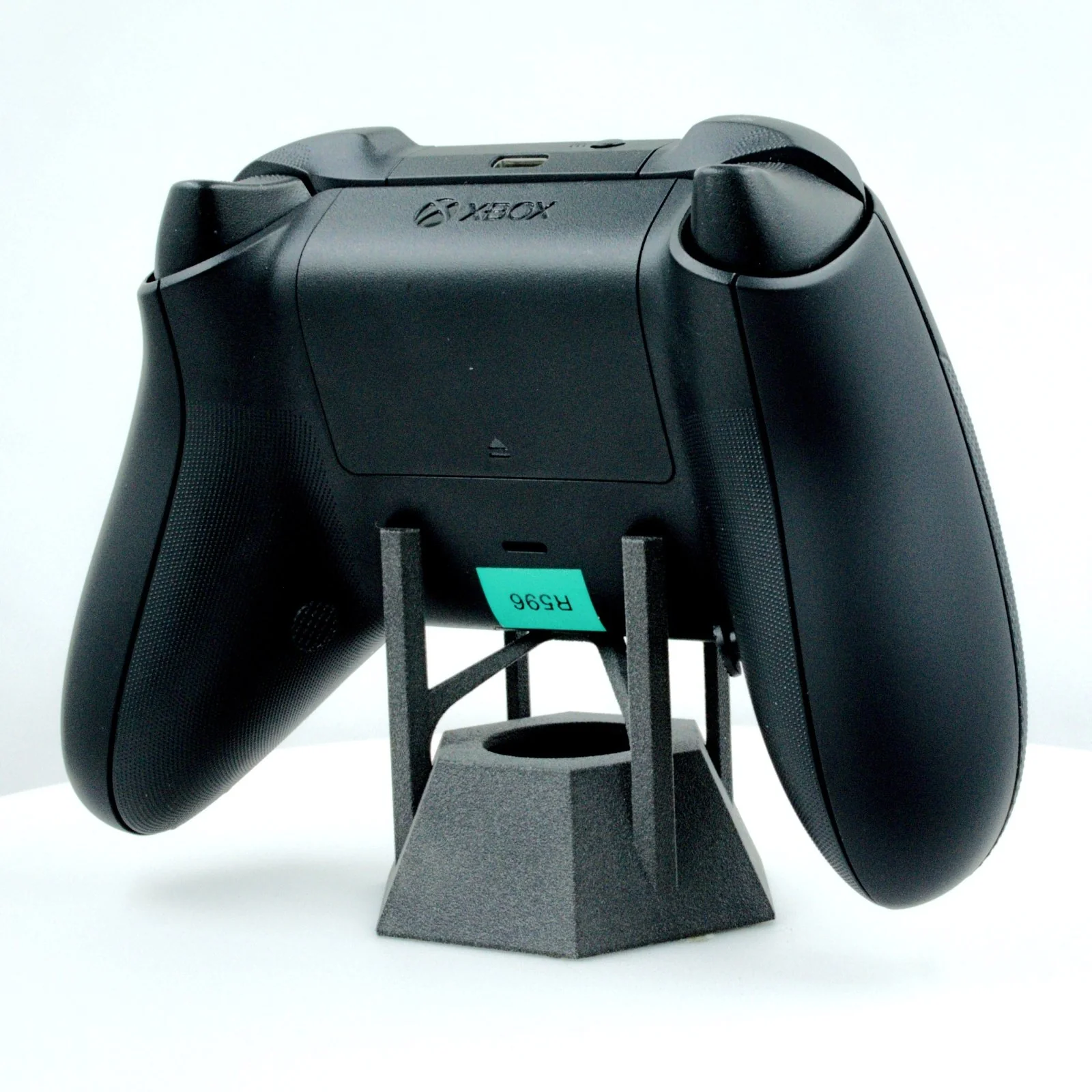 Xbox Series Refurbished Controller (596) - Image 2