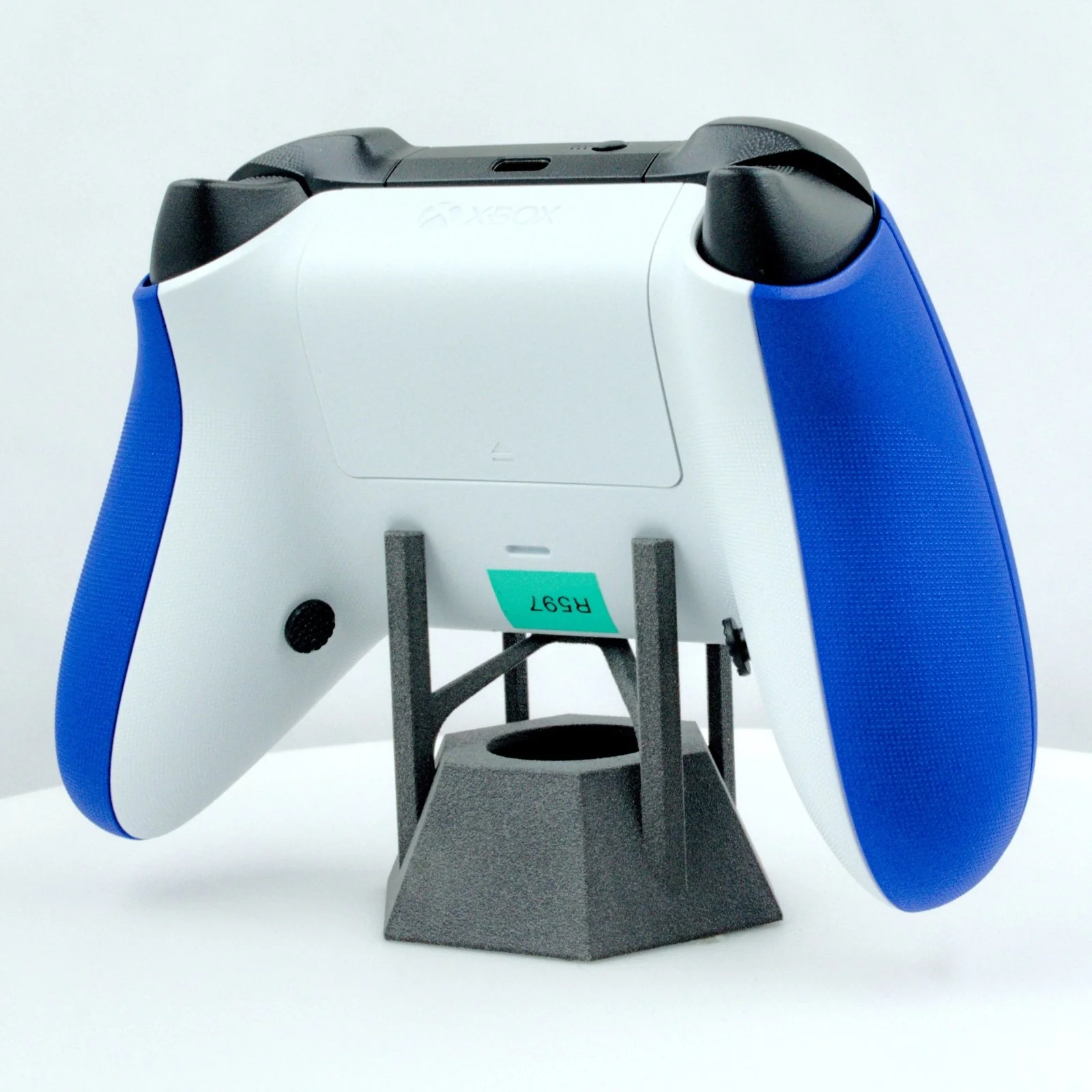 Xbox Series Refurbished Controller (597) - Image 2