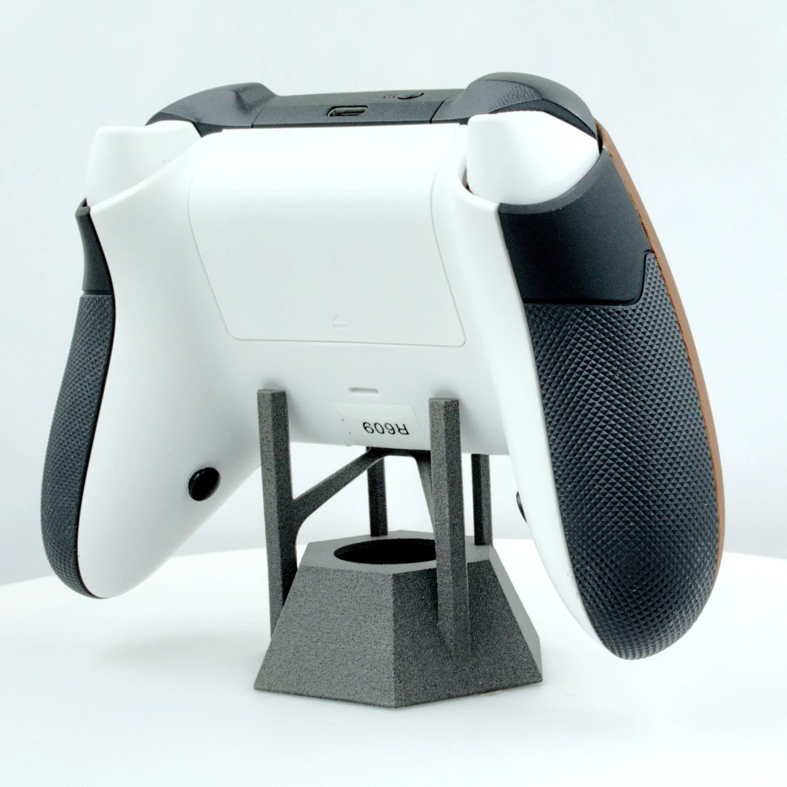 Xbox Series X Refurbished Controller (609) - Image 2