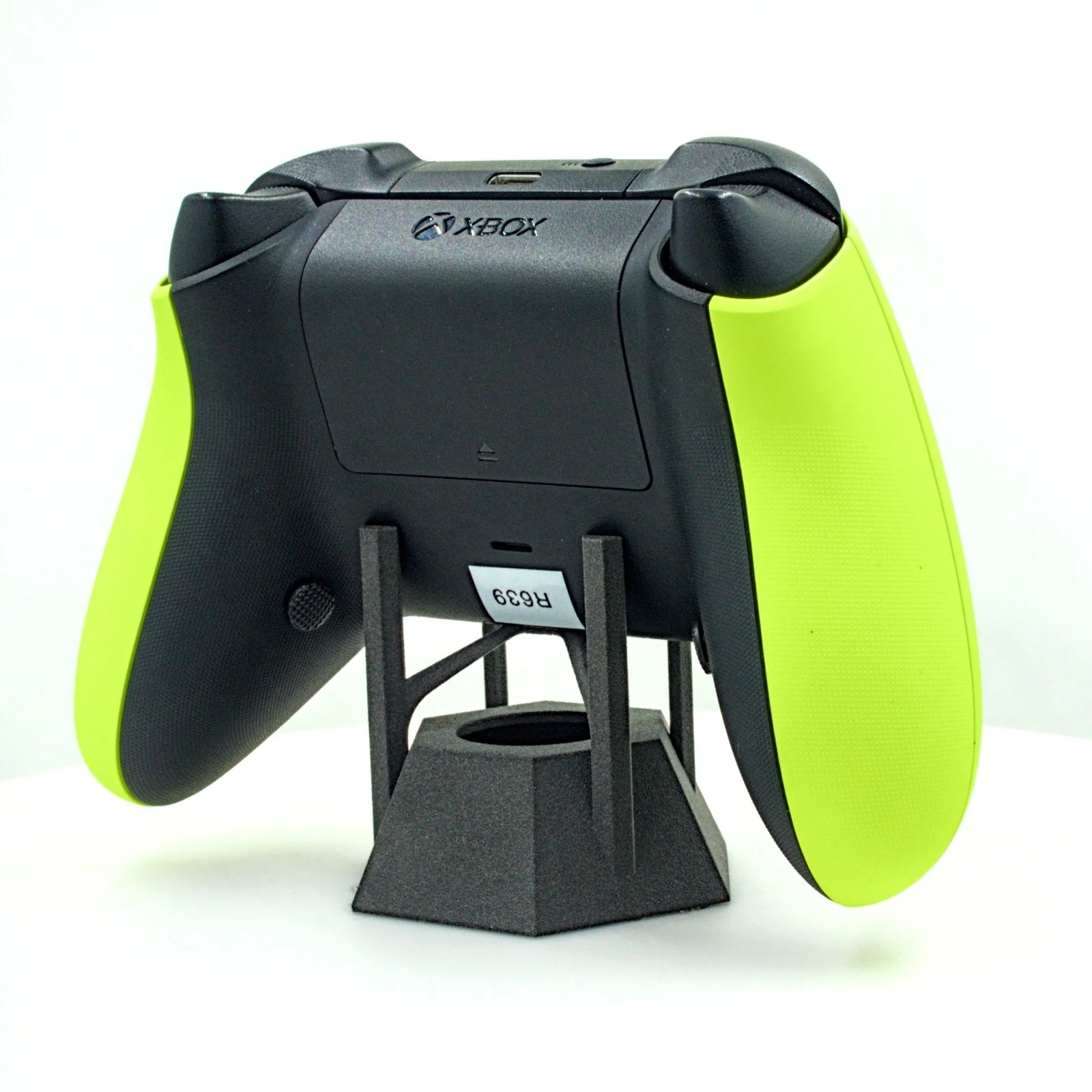 Xbox Series X Refurbished Controller (639) - Image 2