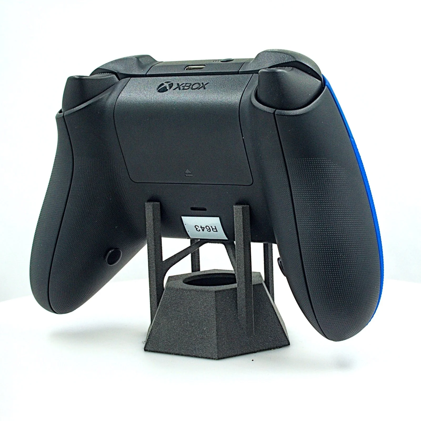 Xbox Series X Refurbished Controller (643) - Image 2